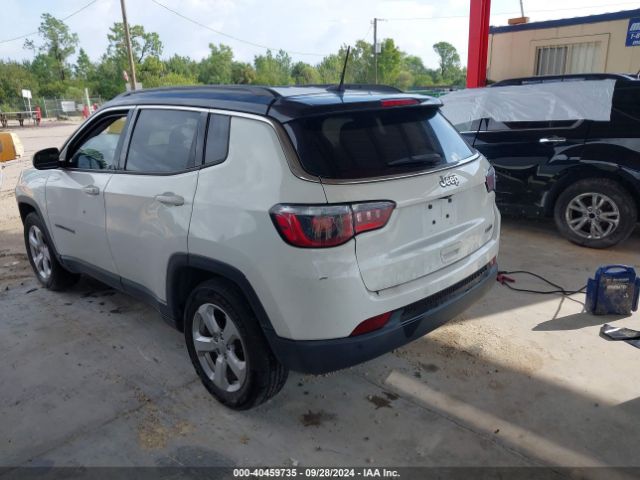 Photo 2 VIN: 3C4NJCBB1JT268014 - JEEP COMPASS 