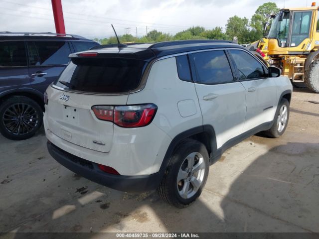 Photo 3 VIN: 3C4NJCBB1JT268014 - JEEP COMPASS 