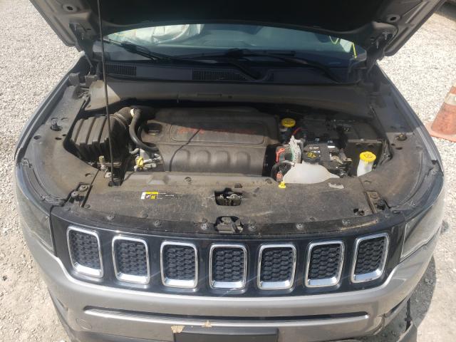 Photo 6 VIN: 3C4NJCBB1JT338420 - JEEP COMPASS 