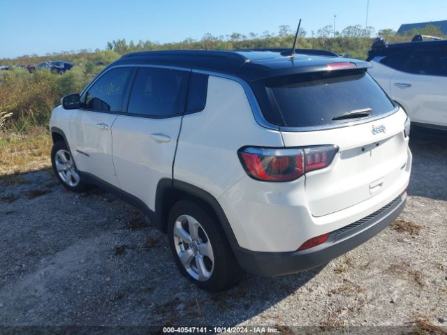 Photo 2 VIN: 3C4NJCBB1KT856271 - JEEP COMPASS 