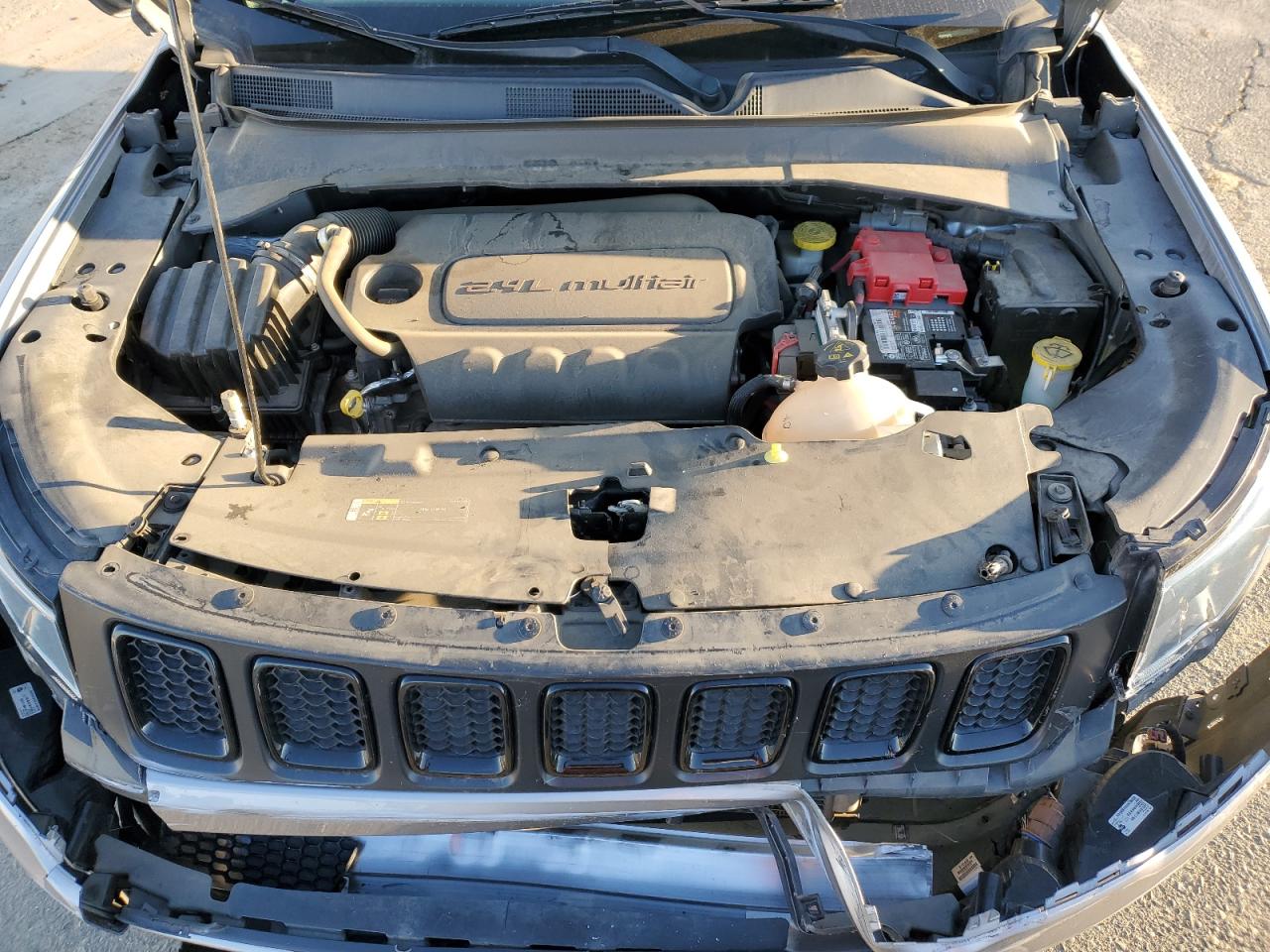 Photo 11 VIN: 3C4NJCBB1LT102093 - JEEP COMPASS 