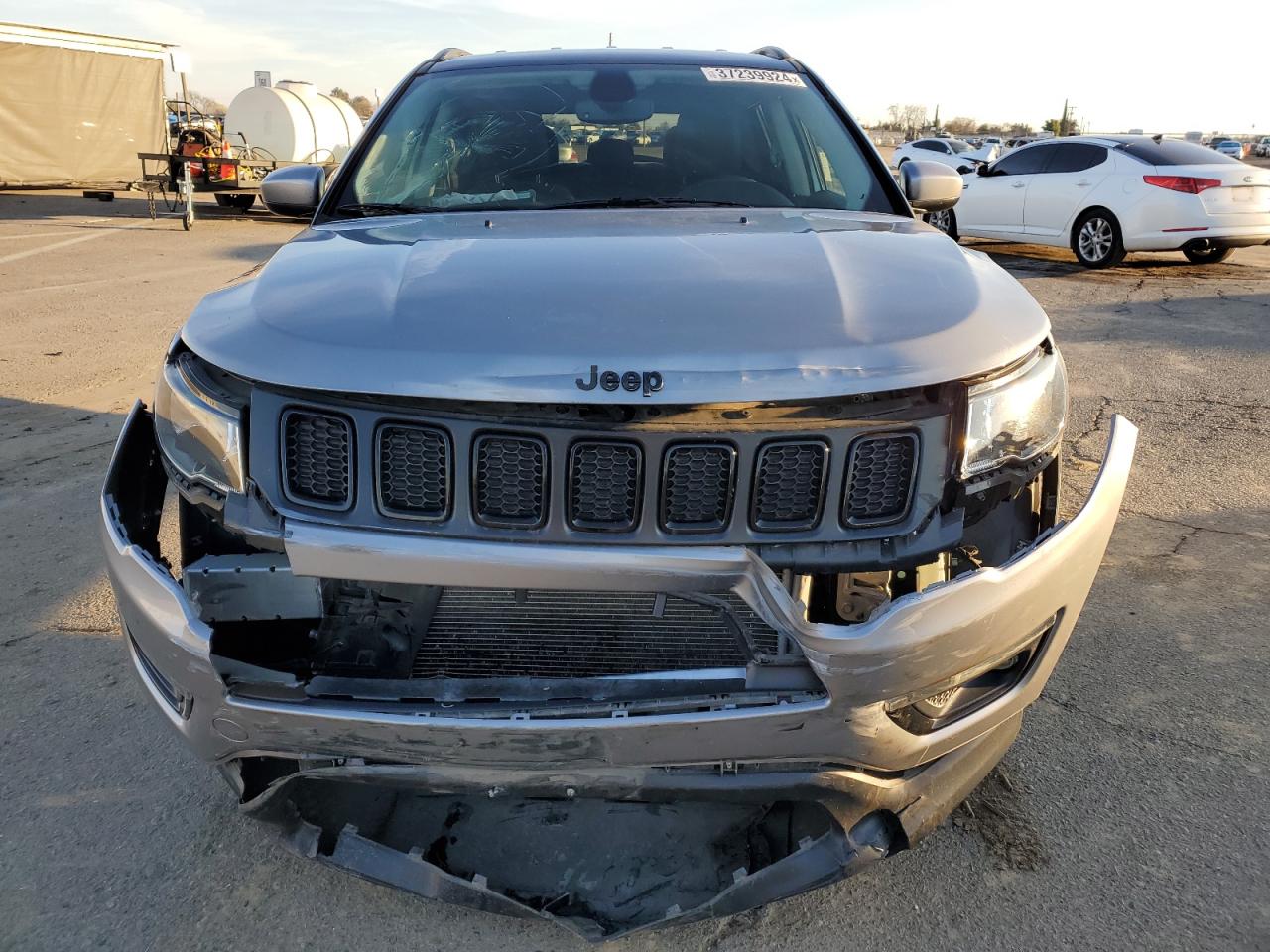 Photo 4 VIN: 3C4NJCBB1LT102093 - JEEP COMPASS 