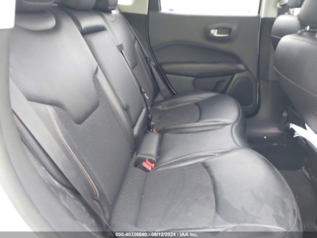 Photo 7 VIN: 3C4NJCBB1LT243116 - JEEP COMPASS 