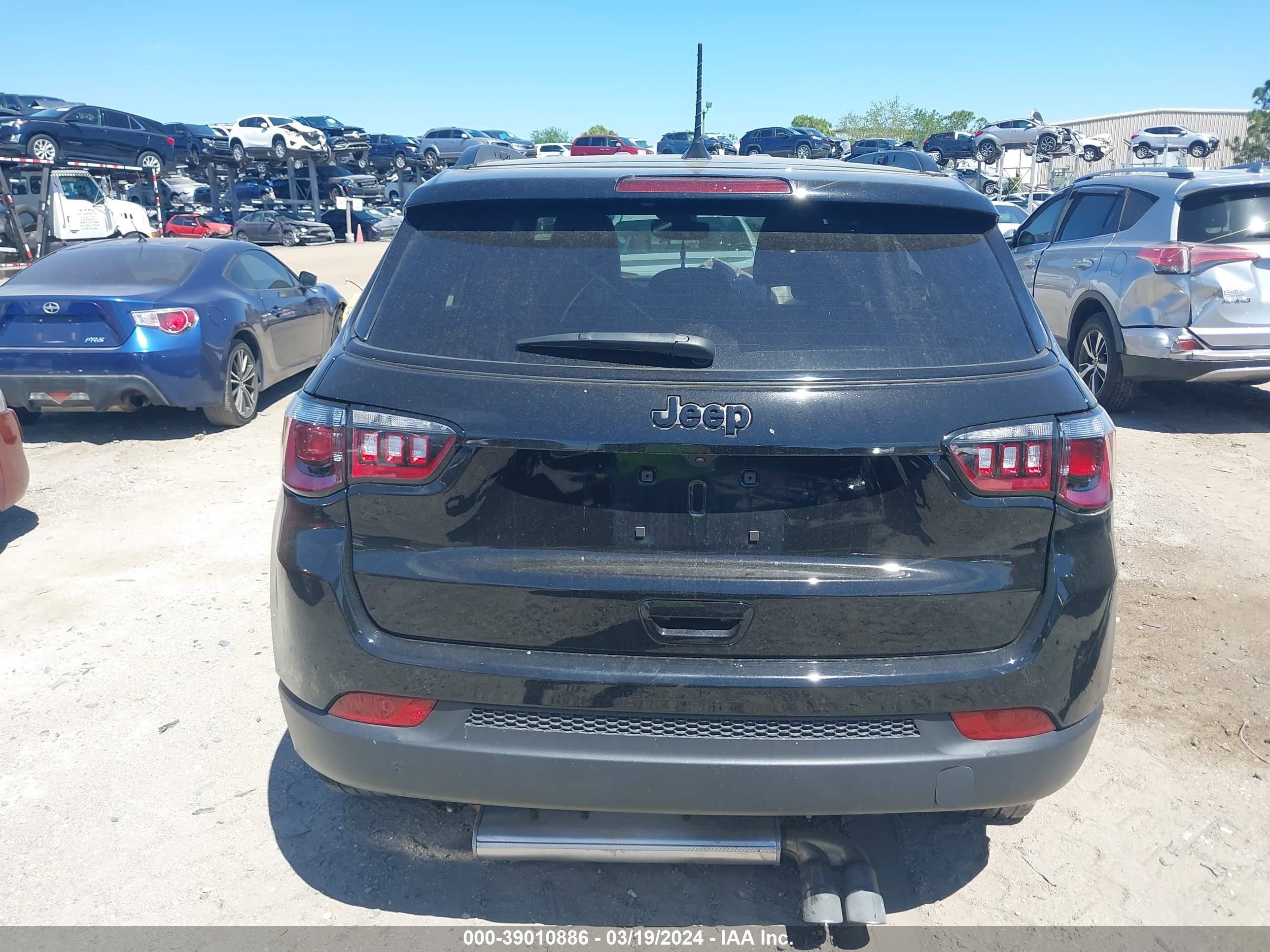 Photo 14 VIN: 3C4NJCBB1NT172017 - JEEP COMPASS 