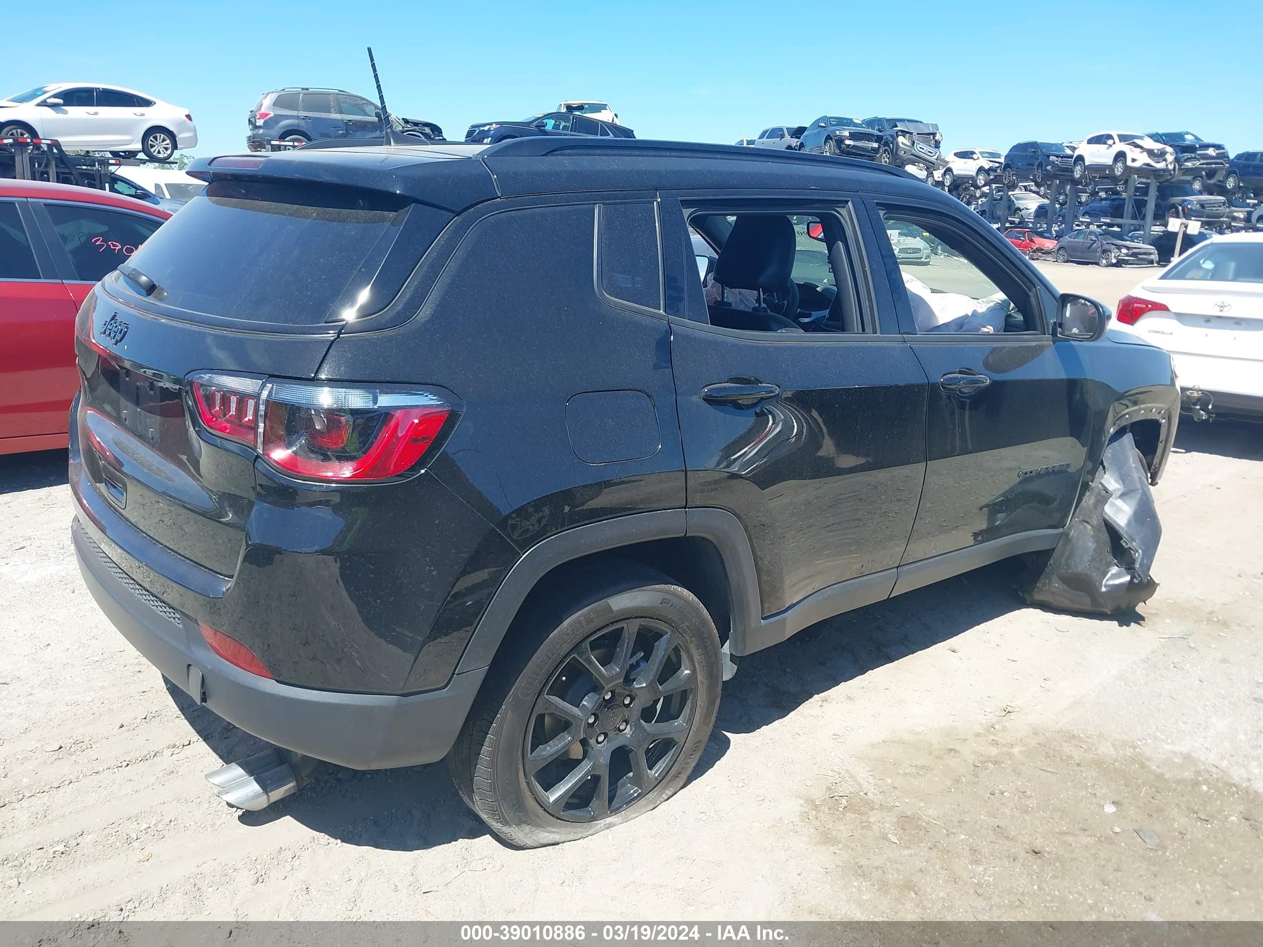 Photo 3 VIN: 3C4NJCBB1NT172017 - JEEP COMPASS 