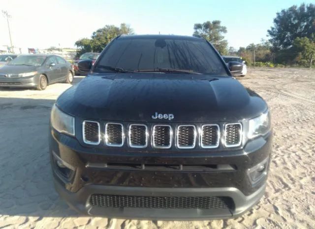 Photo 5 VIN: 3C4NJCBB2JT194859 - JEEP COMPASS 