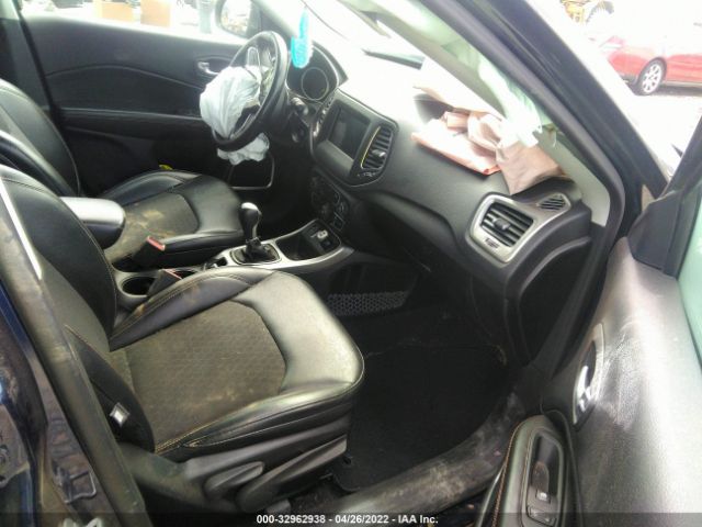 Photo 4 VIN: 3C4NJCBB2JT462504 - JEEP COMPASS 