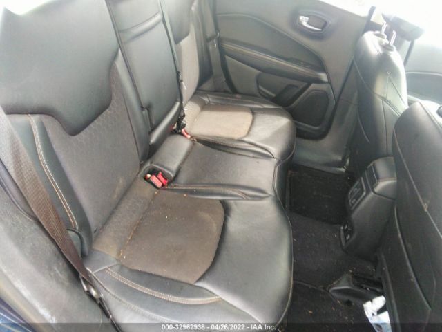 Photo 7 VIN: 3C4NJCBB2JT462504 - JEEP COMPASS 