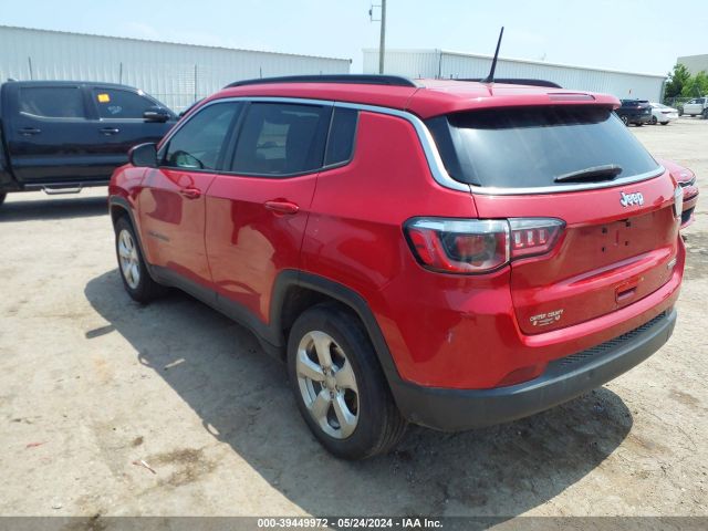 Photo 2 VIN: 3C4NJCBB2JT468657 - JEEP COMPASS 