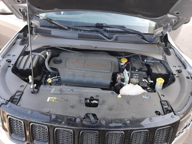 Photo 6 VIN: 3C4NJCBB2JT486768 - JEEP COMPASS LA 