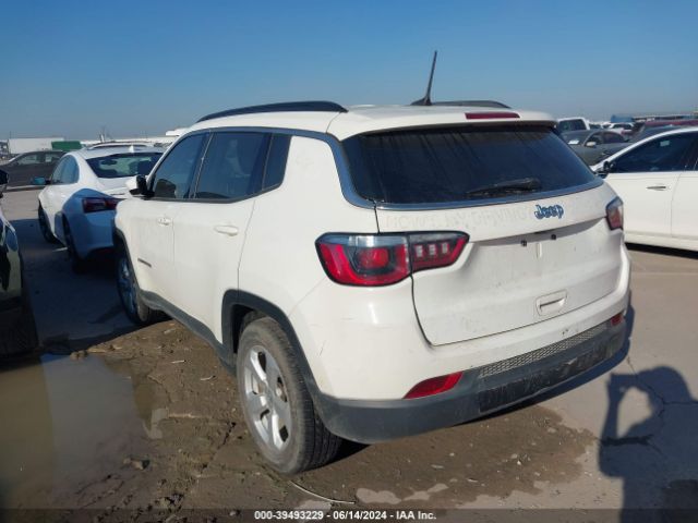 Photo 2 VIN: 3C4NJCBB2KT743431 - JEEP COMPASS 