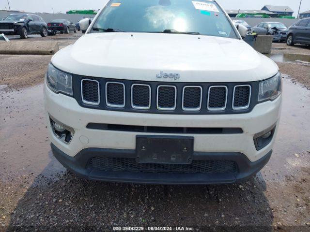 Photo 5 VIN: 3C4NJCBB2KT743431 - JEEP COMPASS 