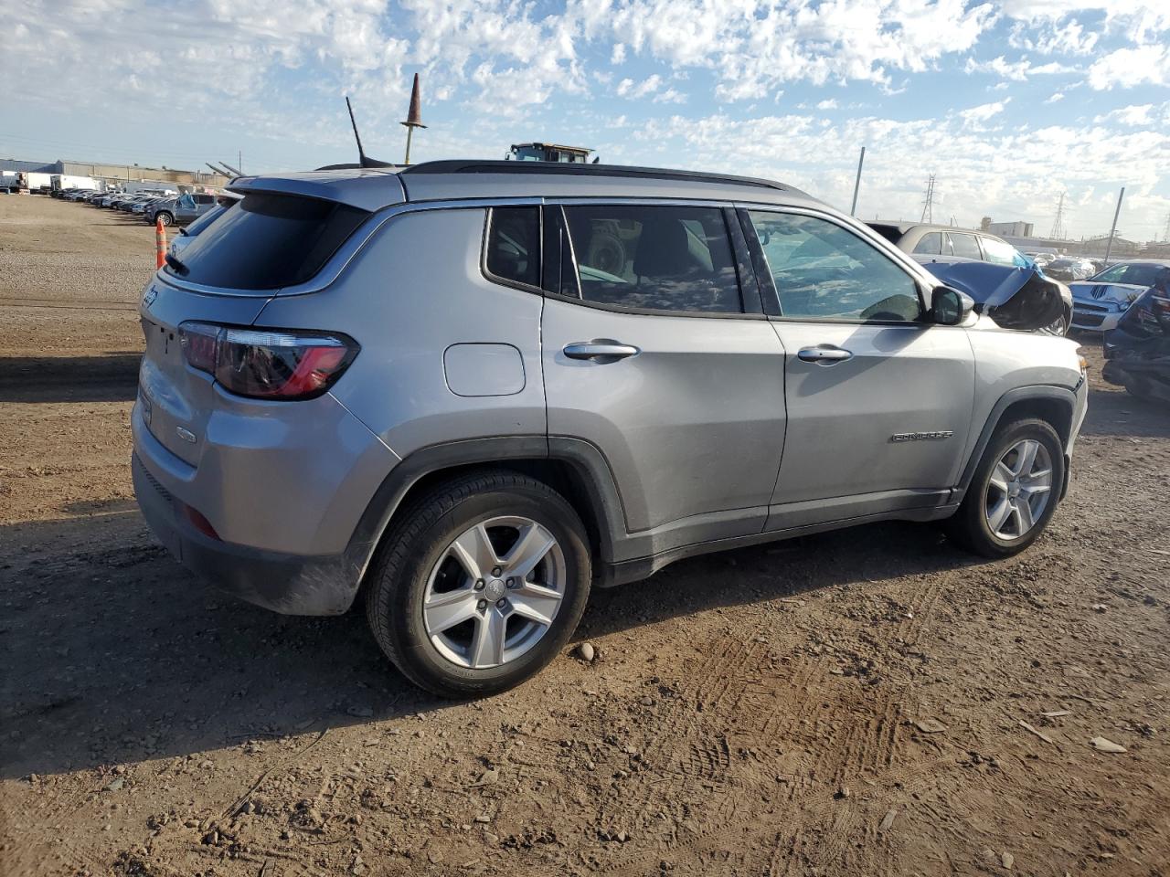 Photo 2 VIN: 3C4NJCBB2NT138720 - JEEP COMPASS 