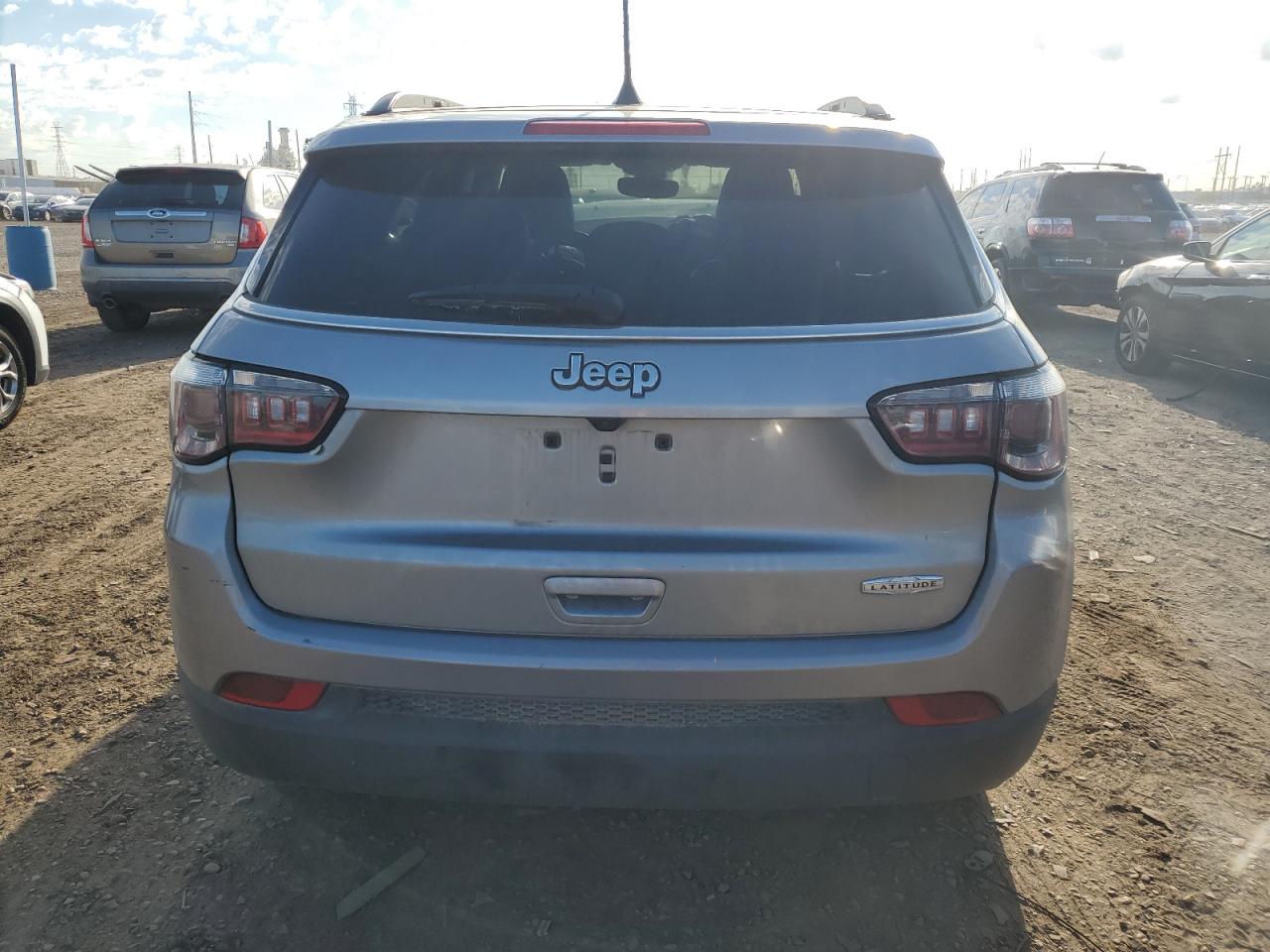 Photo 5 VIN: 3C4NJCBB2NT138720 - JEEP COMPASS 