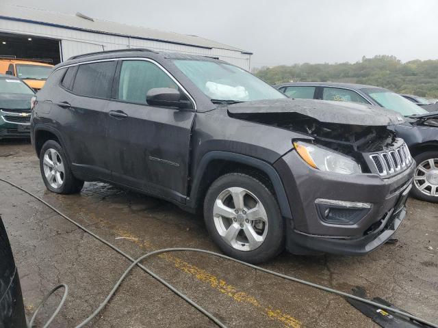 Photo 3 VIN: 3C4NJCBB3HT672703 - JEEP COMPASS 