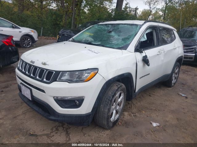 Photo 5 VIN: 3C4NJCBB3JT122648 - JEEP COMPASS 