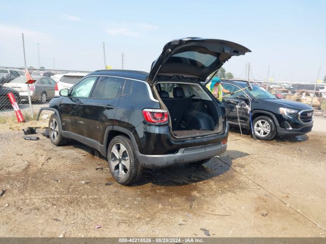 Photo 2 VIN: 3C4NJCBB3JT286207 - JEEP COMPASS 