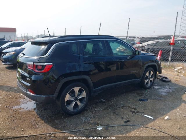 Photo 3 VIN: 3C4NJCBB3JT286207 - JEEP COMPASS 