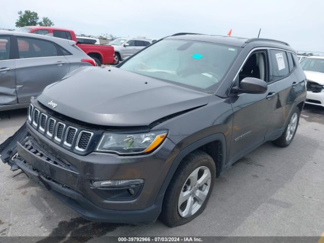 Photo 1 VIN: 3C4NJCBB3JT318735 - JEEP COMPASS 