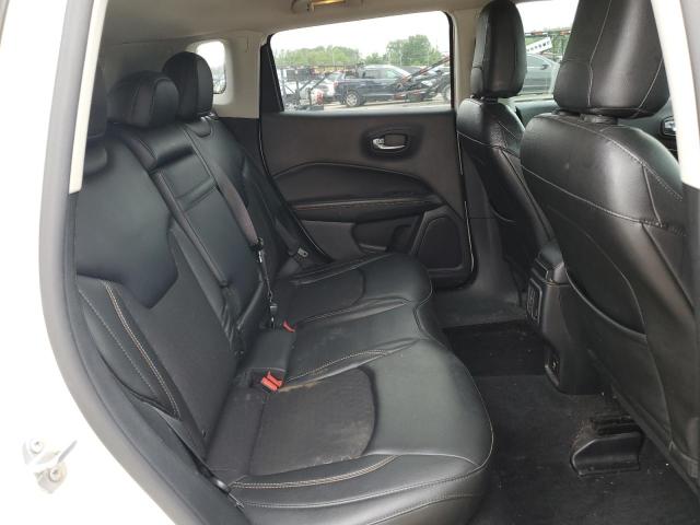 Photo 10 VIN: 3C4NJCBB3JT328889 - JEEP COMPASS 