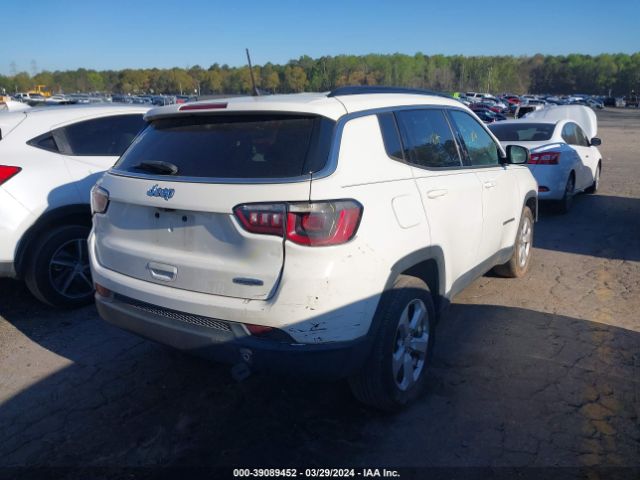 Photo 3 VIN: 3C4NJCBB3JT487010 - JEEP COMPASS 