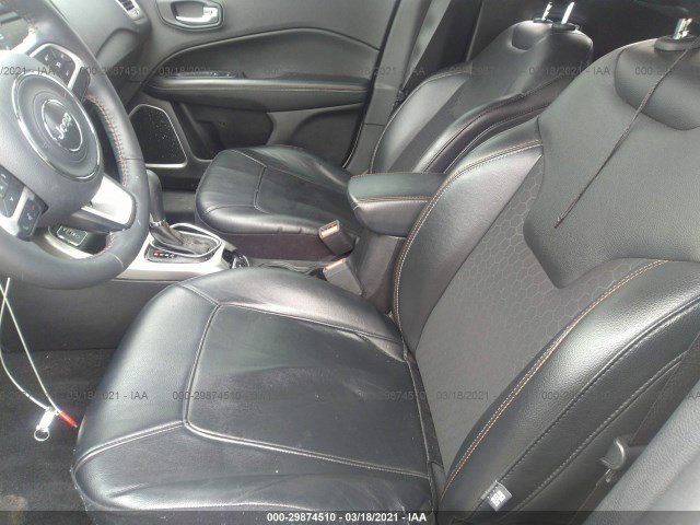 Photo 4 VIN: 3C4NJCBB3JT503111 - JEEP COMPASS 