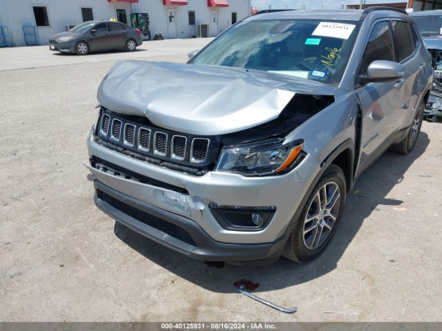 Photo 5 VIN: 3C4NJCBB3KT715945 - JEEP COMPASS 