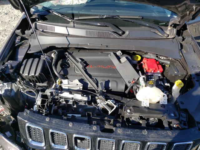 Photo 6 VIN: 3C4NJCBB3LT141929 - JEEP COMPASS 