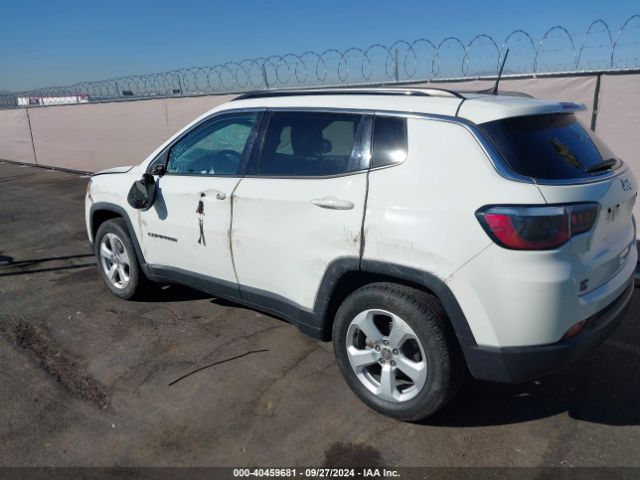 Photo 2 VIN: 3C4NJCBB3MT509527 - JEEP COMPASS 