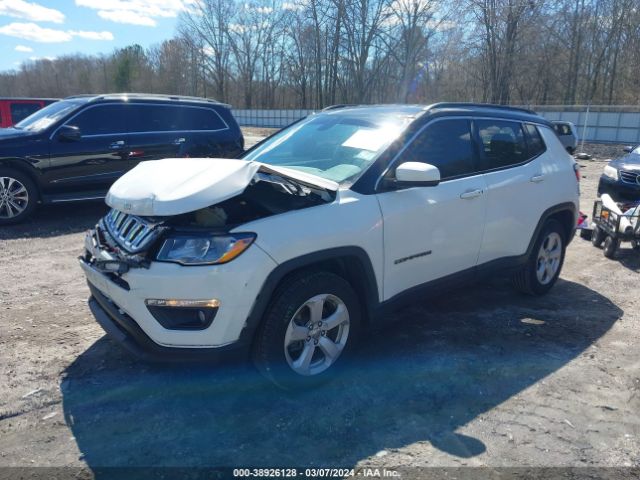 Photo 1 VIN: 3C4NJCBB4JT369144 - JEEP COMPASS 