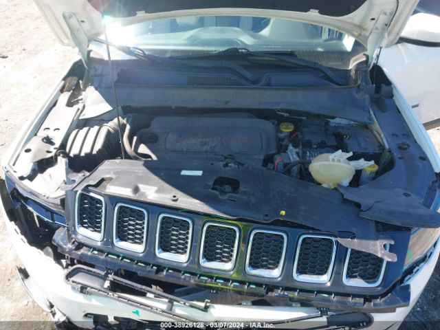 Photo 9 VIN: 3C4NJCBB4JT369144 - JEEP COMPASS 