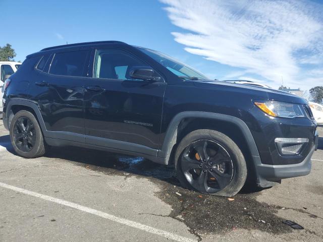 Photo 3 VIN: 3C4NJCBB4JT407620 - JEEP COMPASS 