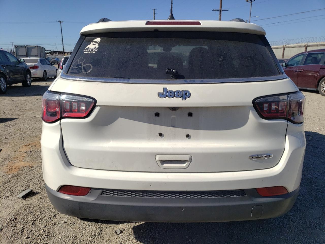 Photo 5 VIN: 3C4NJCBB4JT425471 - JEEP COMPASS 