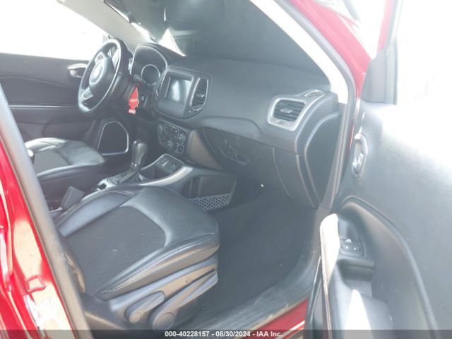 Photo 4 VIN: 3C4NJCBB4JT468689 - JEEP COMPASS 