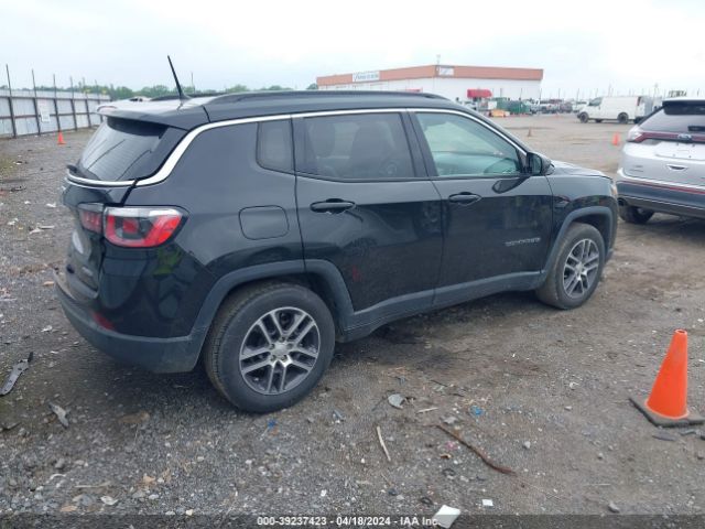 Photo 3 VIN: 3C4NJCBB4JT499957 - JEEP COMPASS 