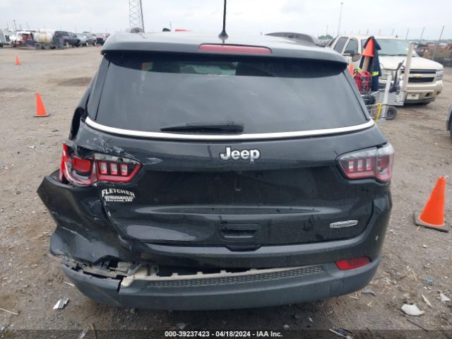 Photo 5 VIN: 3C4NJCBB4JT499957 - JEEP COMPASS 