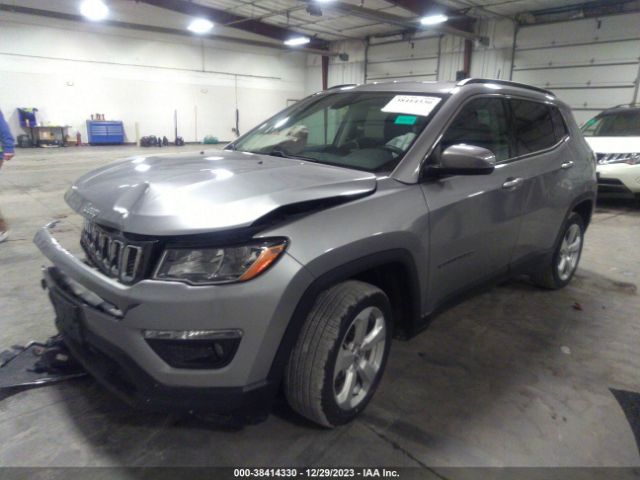 Photo 1 VIN: 3C4NJCBB4JT503229 - JEEP COMPASS 