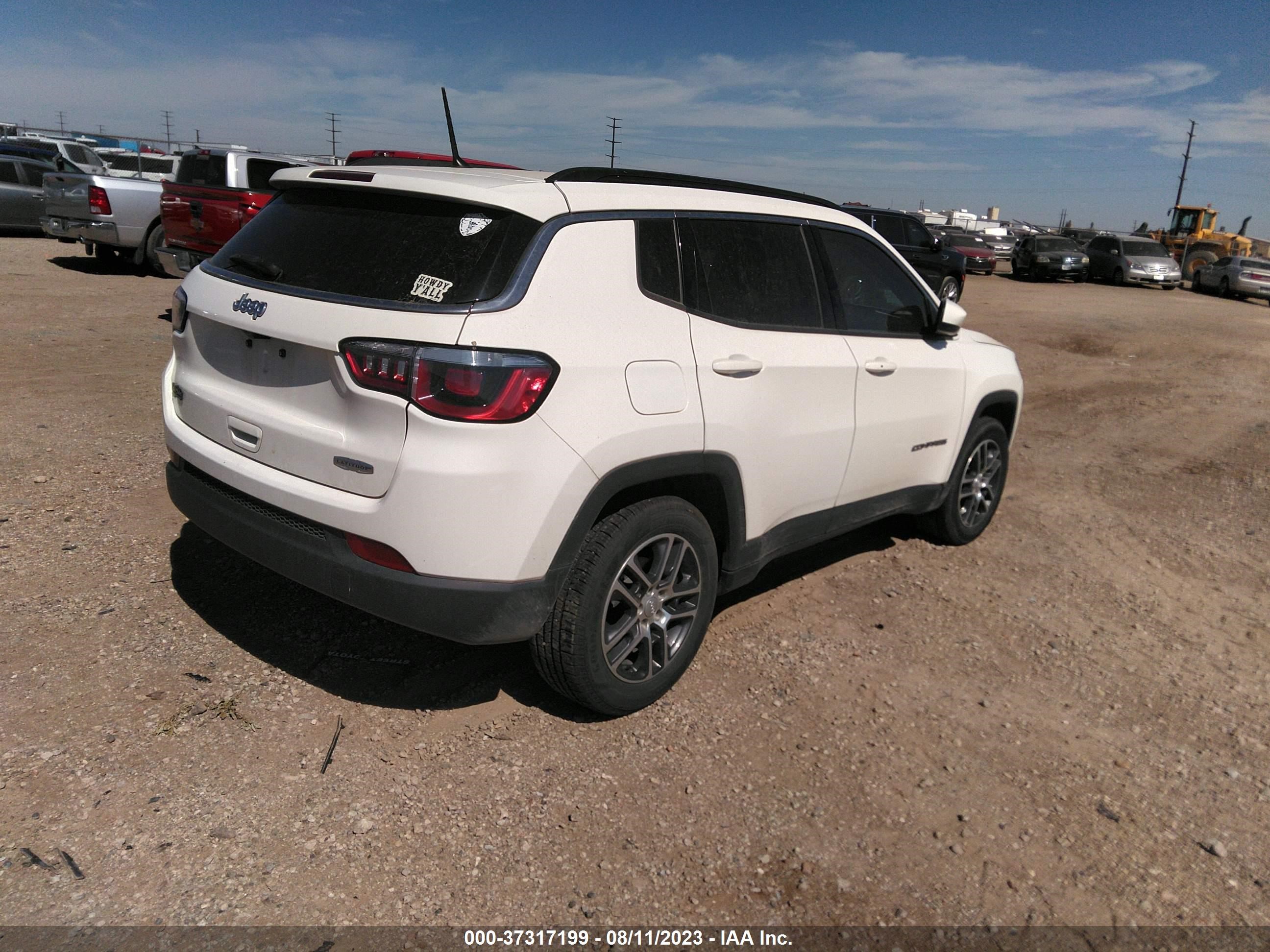 Photo 3 VIN: 3C4NJCBB4JT503392 - JEEP COMPASS 