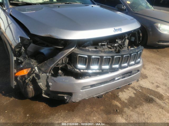 Photo 5 VIN: 3C4NJCBB4KT743155 - JEEP COMPASS 