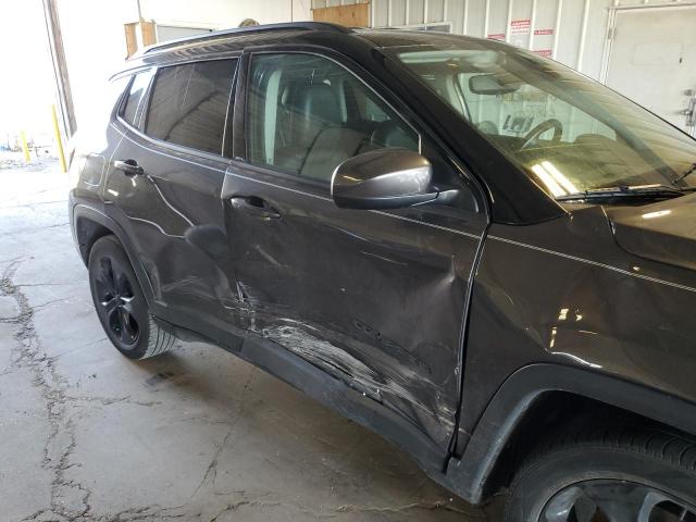 Photo 8 VIN: 3C4NJCBB4KT844406 - JEEP COMPASS 