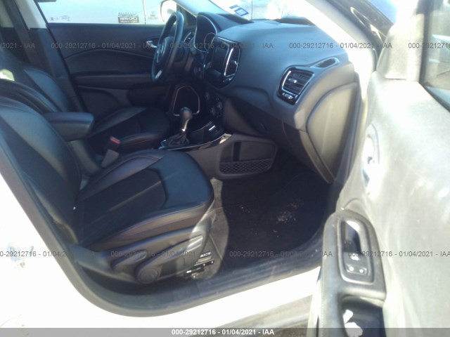 Photo 4 VIN: 3C4NJCBB4LT150901 - JEEP COMPASS 