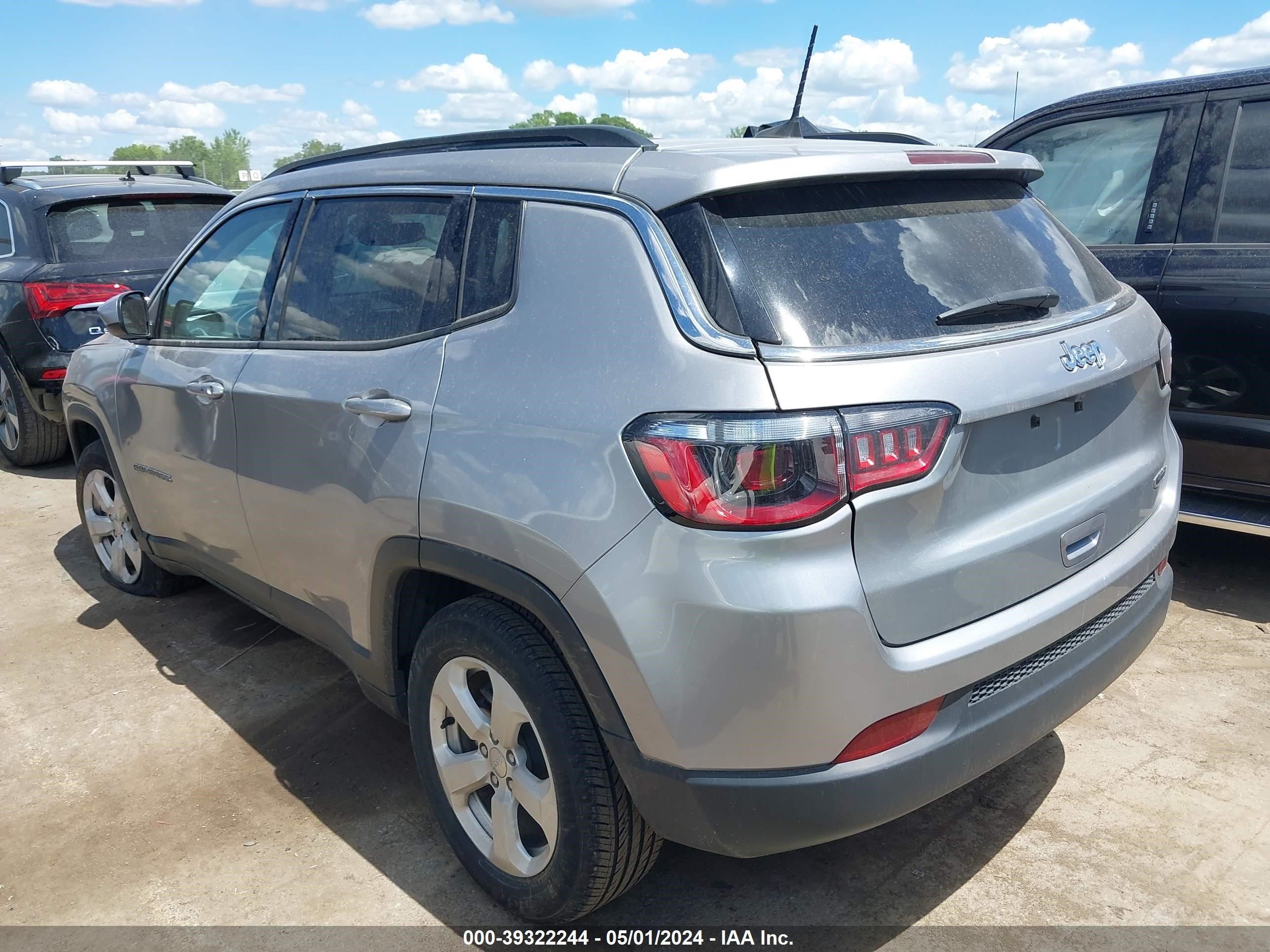 Photo 13 VIN: 3C4NJCBB4MT604680 - JEEP COMPASS 