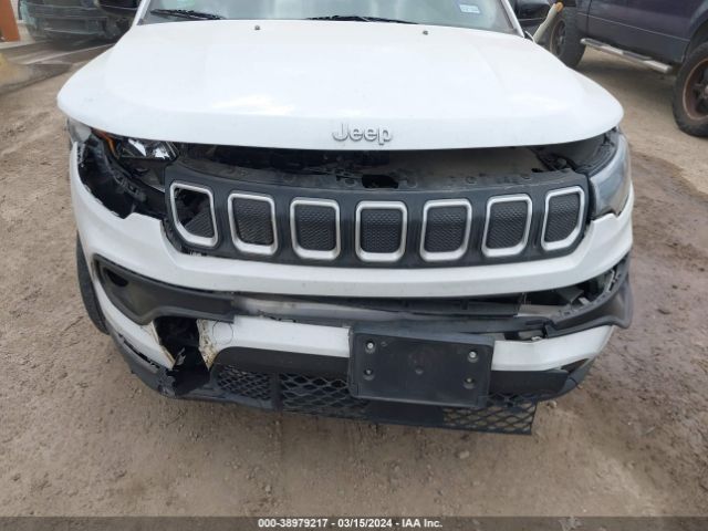 Photo 5 VIN: 3C4NJCBB4NT139738 - JEEP COMPASS 