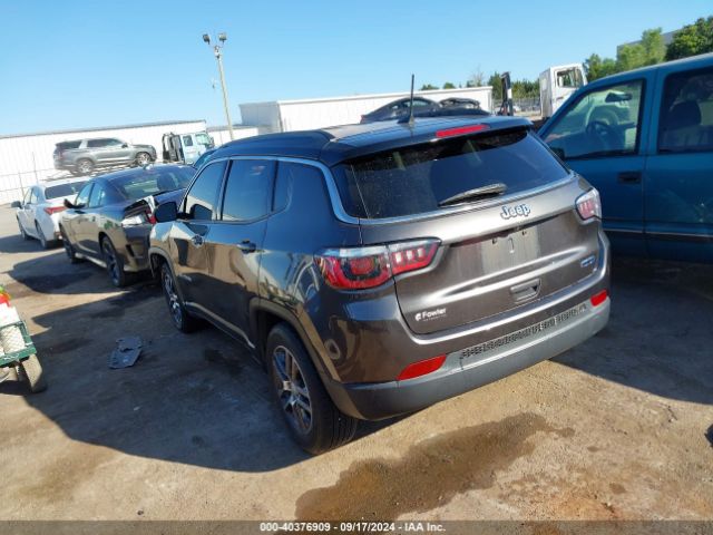 Photo 2 VIN: 3C4NJCBB5JT248378 - JEEP COMPASS 