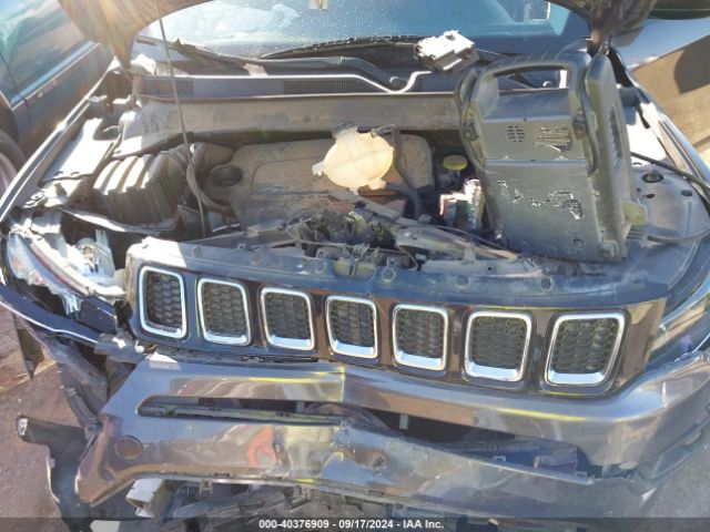 Photo 9 VIN: 3C4NJCBB5JT248378 - JEEP COMPASS 