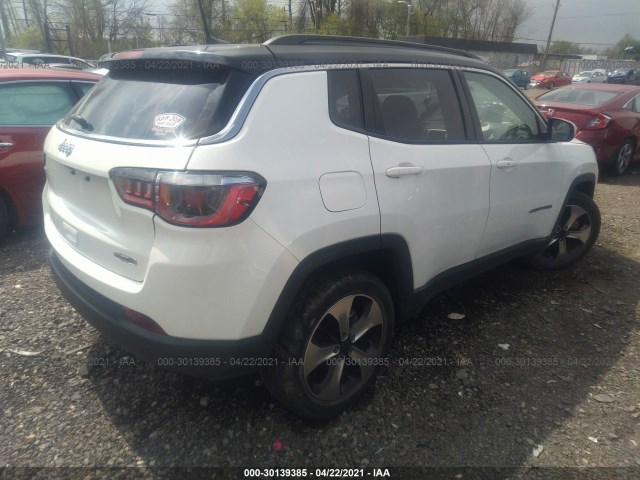 Photo 3 VIN: 3C4NJCBB5JT319319 - JEEP COMPASS 