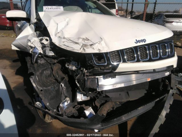 Photo 5 VIN: 3C4NJCBB5JT441131 - JEEP COMPASS 