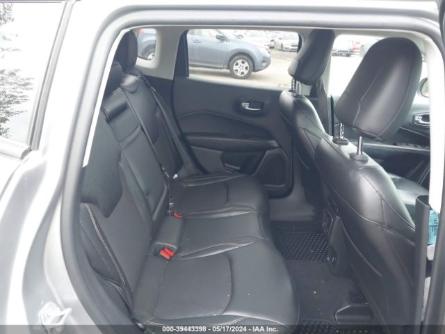 Photo 7 VIN: 3C4NJCBB5JT465719 - JEEP COMPASS 