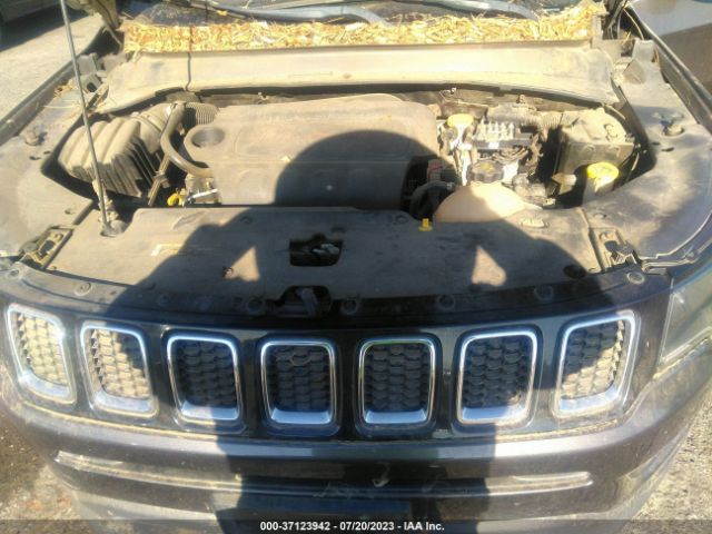 Photo 9 VIN: 3C4NJCBB5JT466417 - JEEP COMPASS 