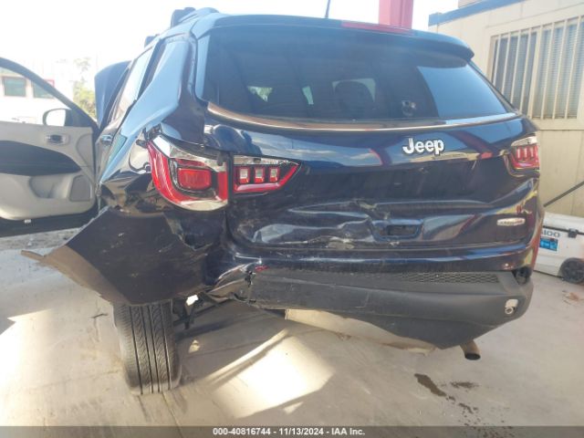 Photo 5 VIN: 3C4NJCBB5KT851896 - JEEP COMPASS 